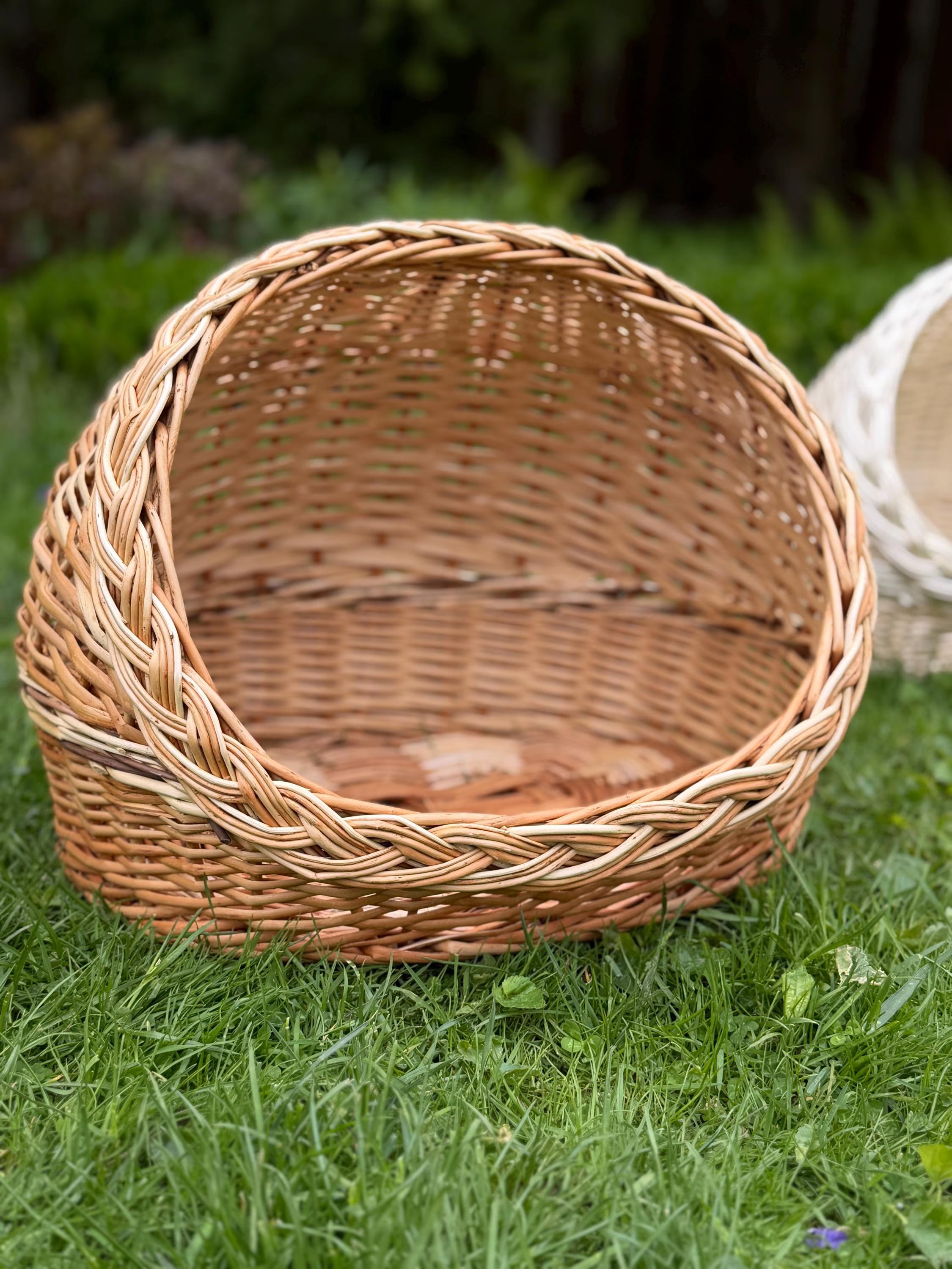 Handwoven Wicker Pet House | Natural Willow Cat Bed | Cozy Pet Hideaway | Small Dog House | Handmade Pet Furniture
