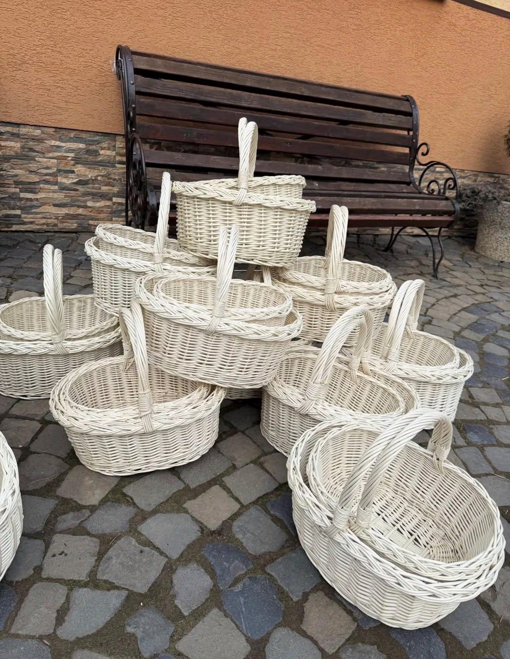 Handwoven Willow Basket Set – Natural Rustic Wicker Baskets for Flower Arrangements, Gift Hampers & Home Decor