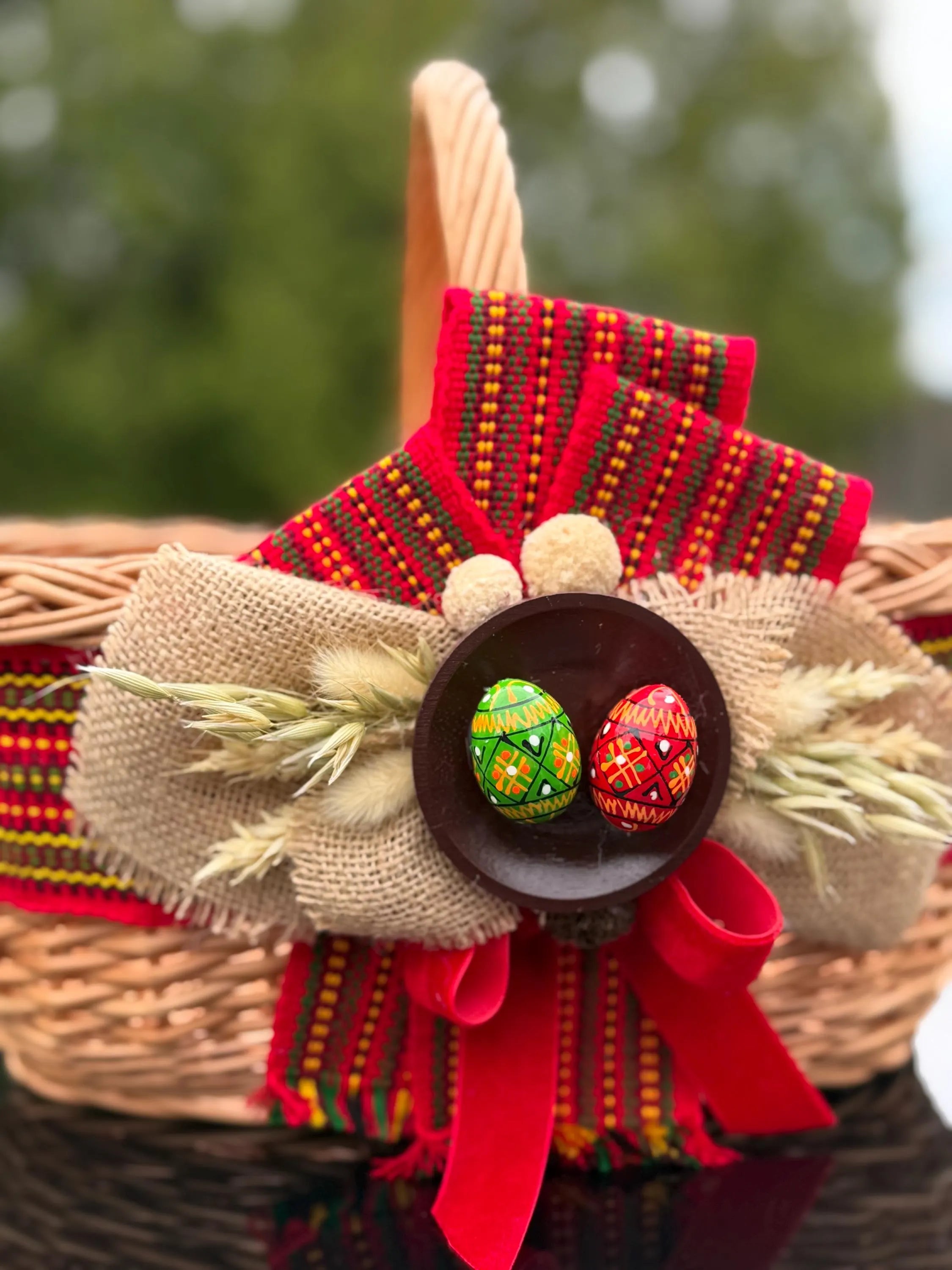 Handwoven Willow Basket – Ethno Style Ukrainian Decor, Rustic Farmhouse Easter Basket