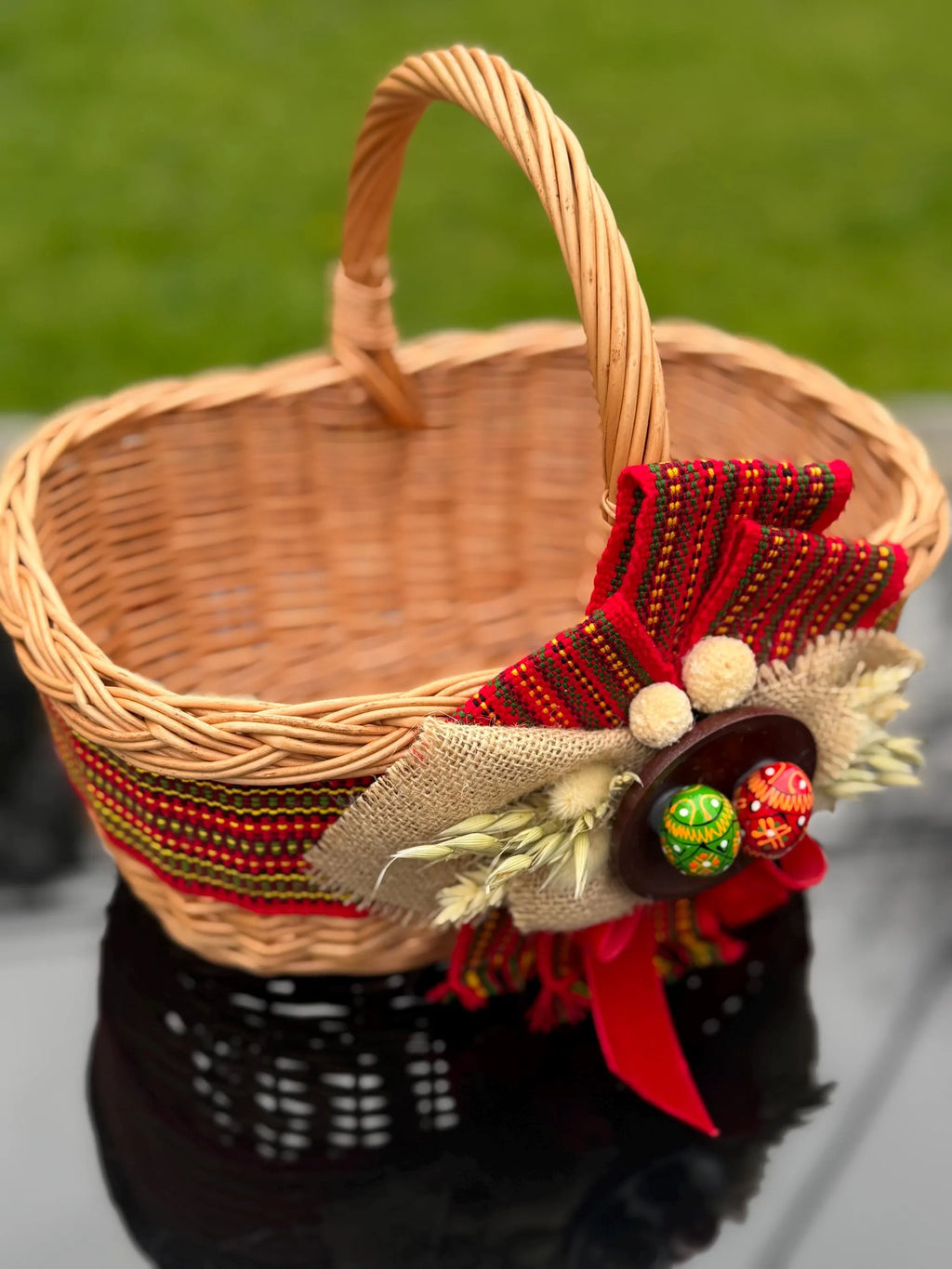 Handwoven Willow Basket – Ethno Style Ukrainian Decor, Rustic Farmhouse Easter Basket