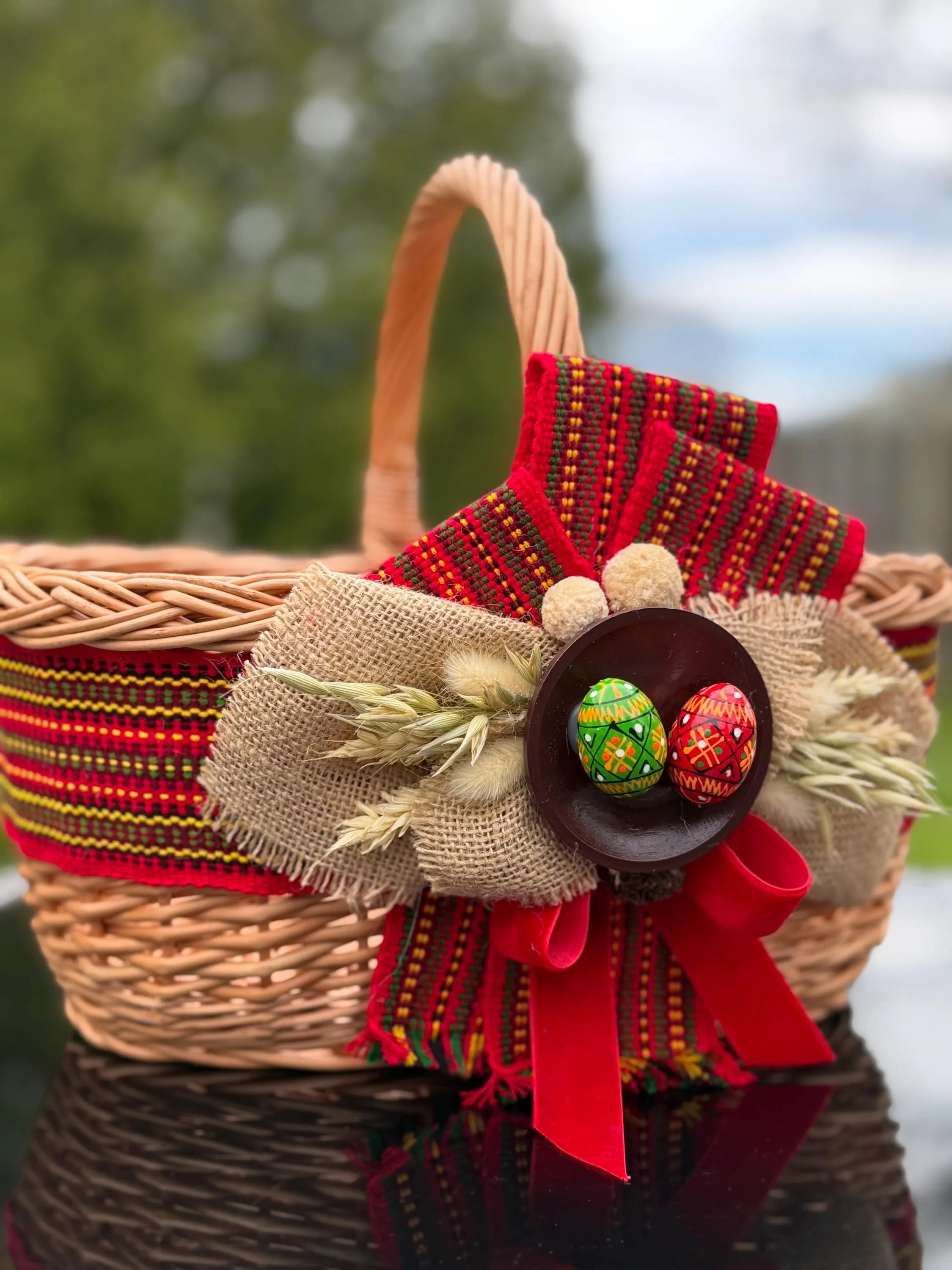 Handwoven Willow Basket – Ethno Style Ukrainian Decor, Rustic Farmhouse Easter Basket