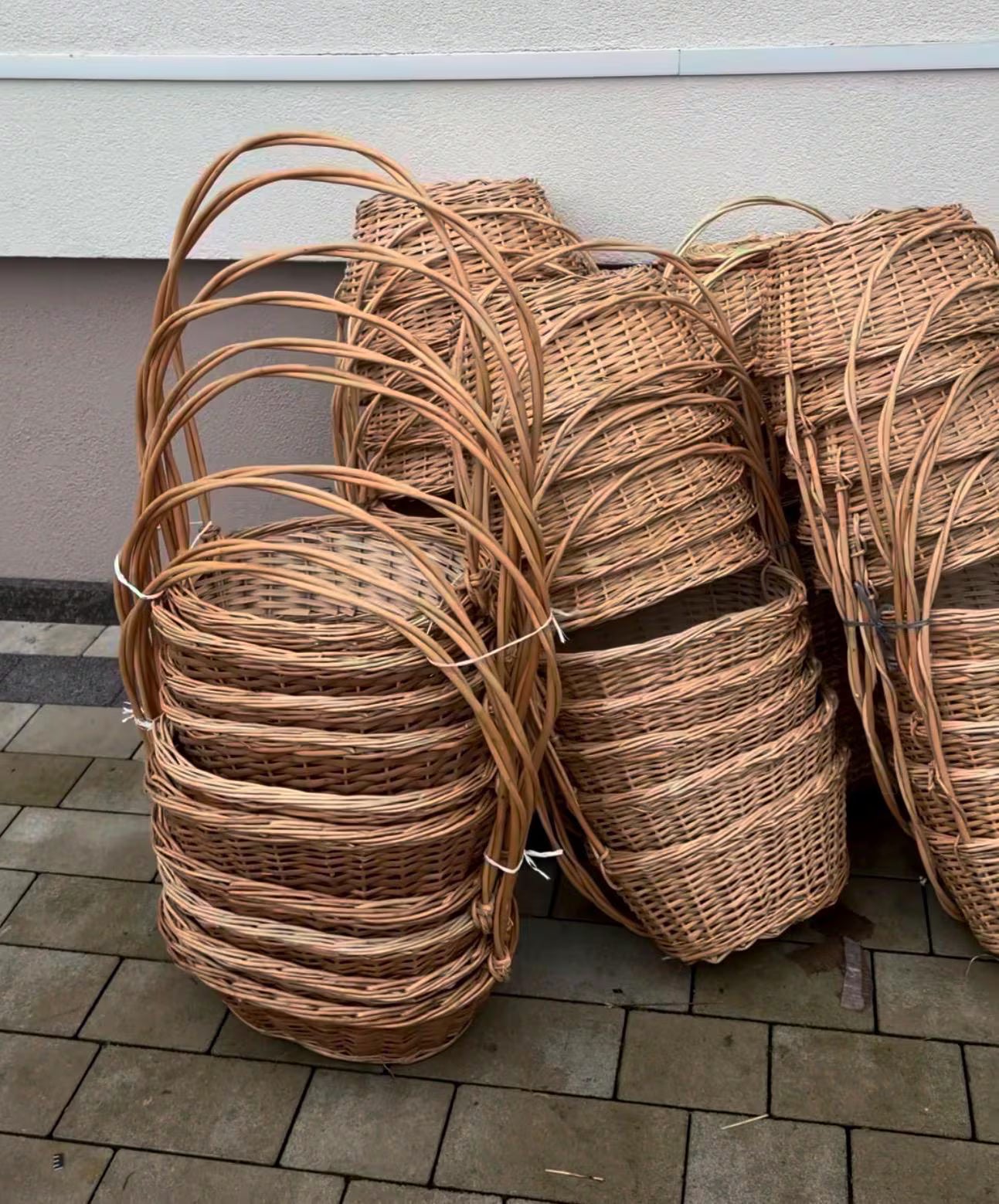 Set of 10 Willow Flower Arrangement Baskets | Large Wicker Floral Display Baskets | Florist Baskets for Flower Shops & Events