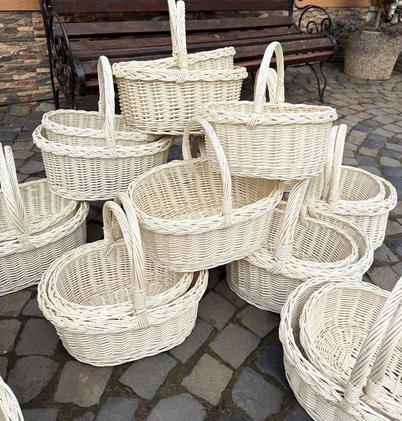 Handwoven Willow Basket Set – Natural Rustic Wicker Baskets for Flower Arrangements, Gift Hampers & Home Decor