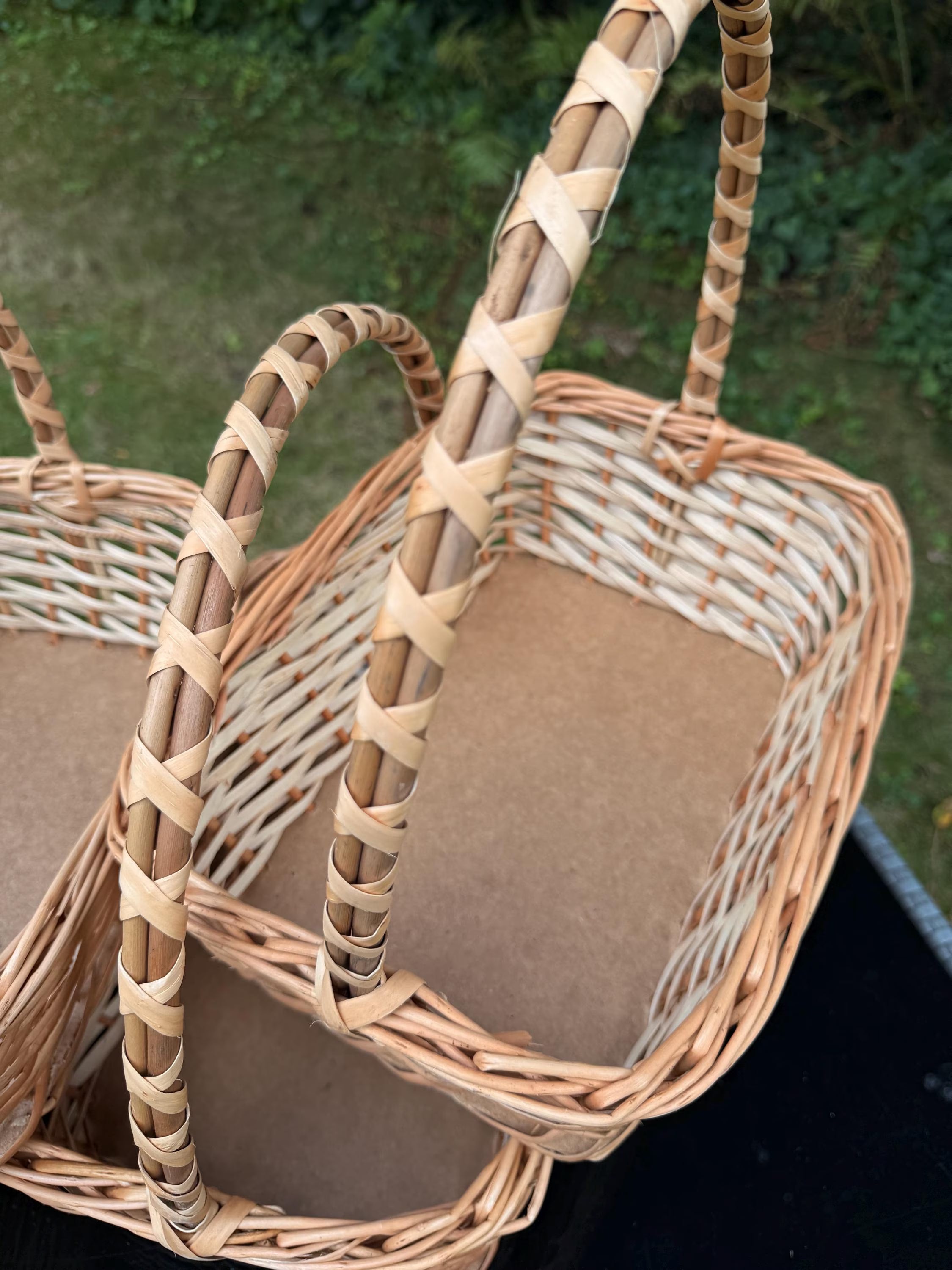 Set of 3 Rectangular Willow Florist Baskets | Wicker Flower Arrangement Baskets | Food Floristry Display Baskets with Hardboard Base
